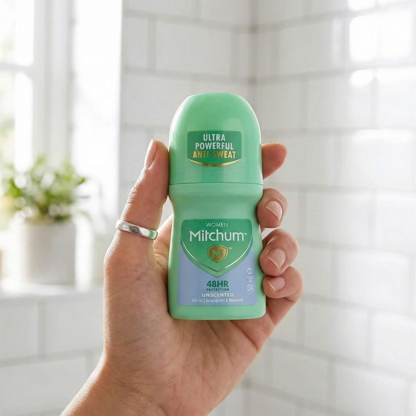 Mitchum Anti Perspirant Roll On for Her - Unscented