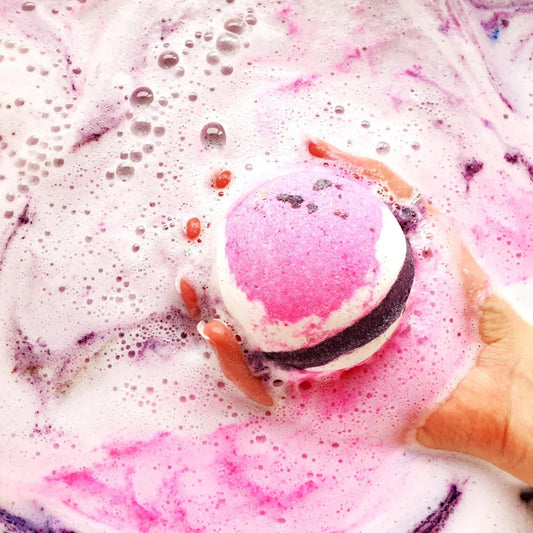 Bomb Cosmetics Watercolours Bath Bomb - Neopolitan Nights