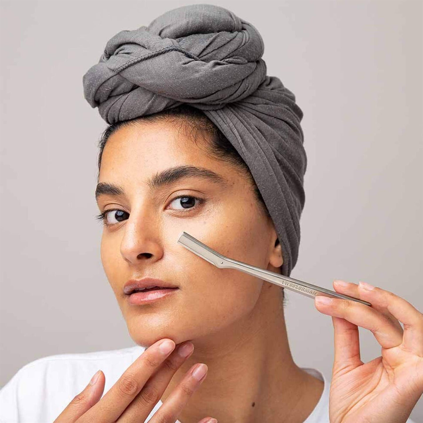 Tweezerman Facial Dermaplaner
