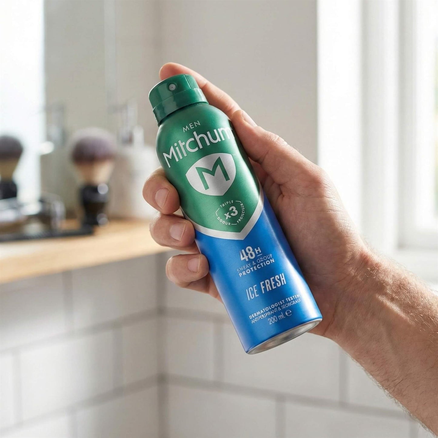 Mitchum Anti Perspirant Spray for Him - Ice Fresh