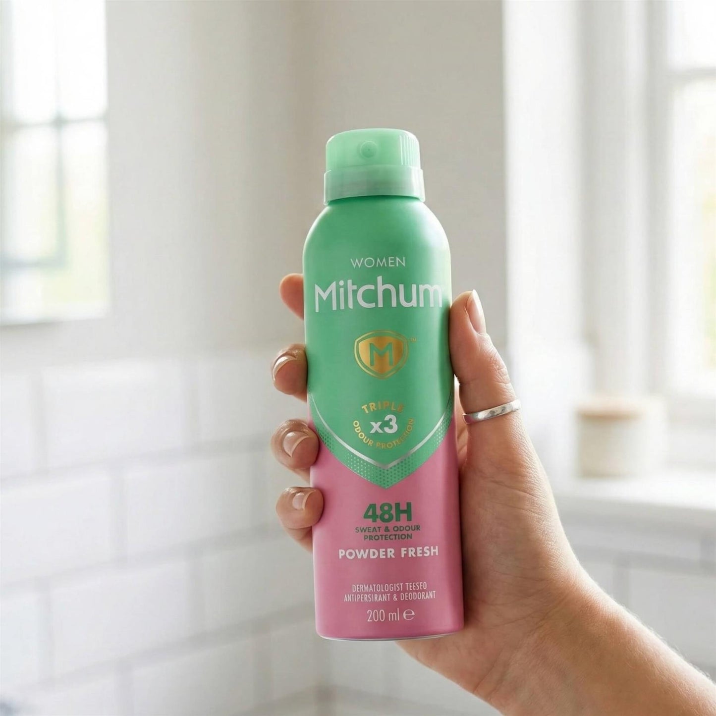 Mitchum Anti Perspirant Spray for Her - Powder Fresh