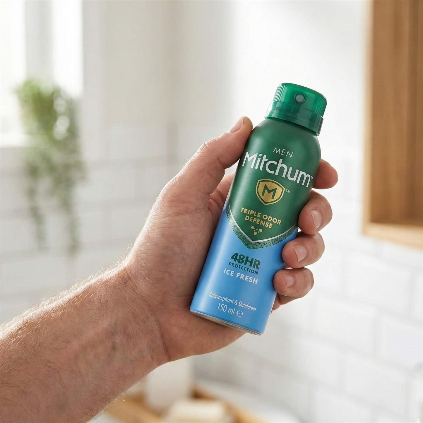 Mitchum Anti Perspirant Spray for Him - Ice Fresh