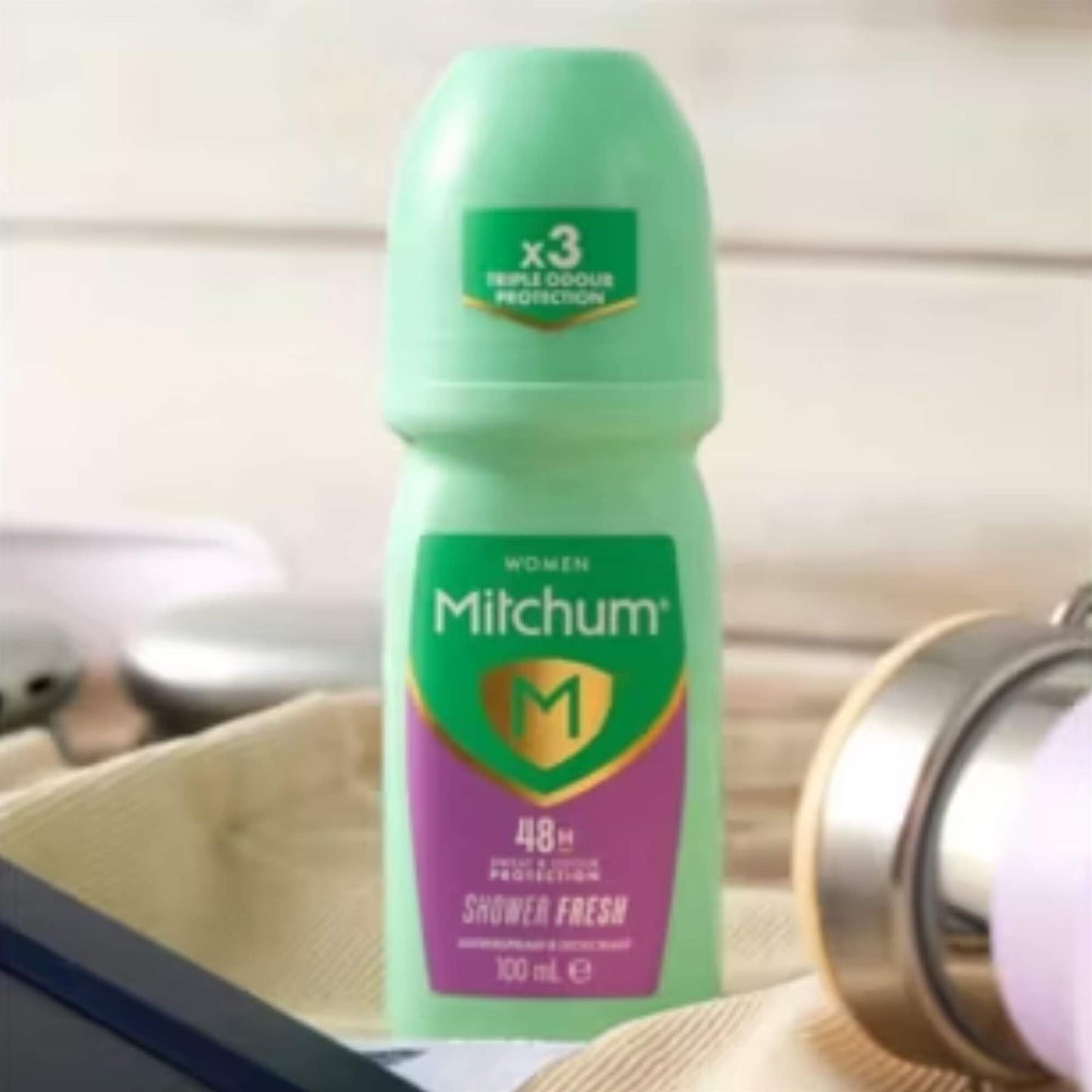 Mitchum Women Shower Fresh 48H Triple Odour Protection antiperspirant roll-on in gym bag